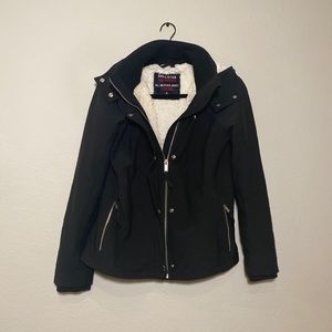 Hollister | All Weather Jacket | Small